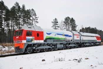 Магистральный грузовой газотурбовоз ГТ1h-002 производства Людиновского тепловозостроительного завода совершил свой первый рабочий рейс
